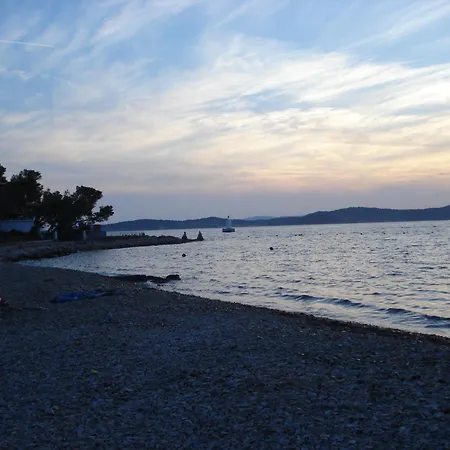 月神公寓 * Sukošan