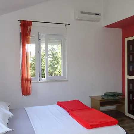 Apartment Luna Sukosan